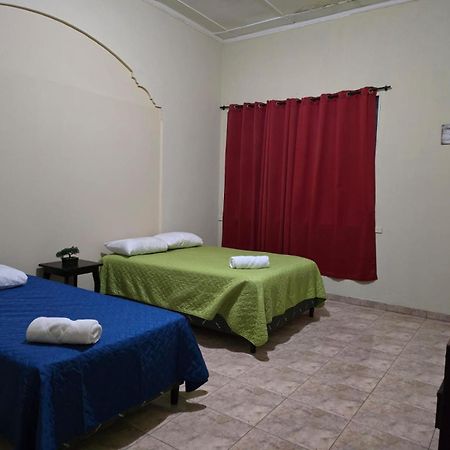Hostal Casa Luna Santa Ana Exteriör bild