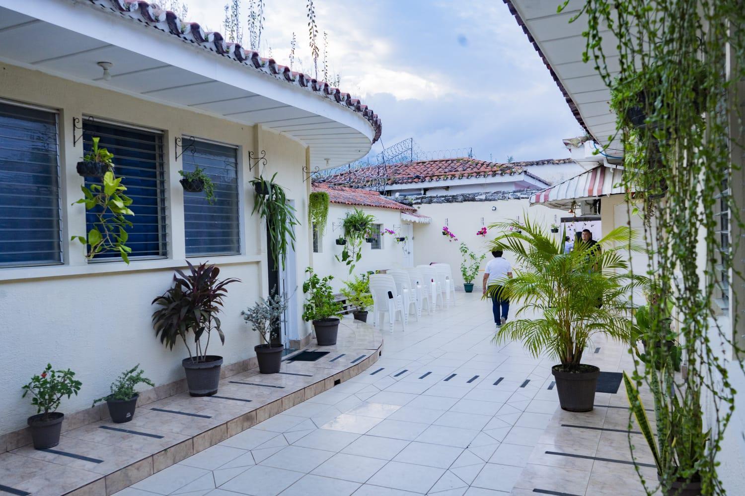 Hostal Casa Luna Santa Ana Exteriör bild